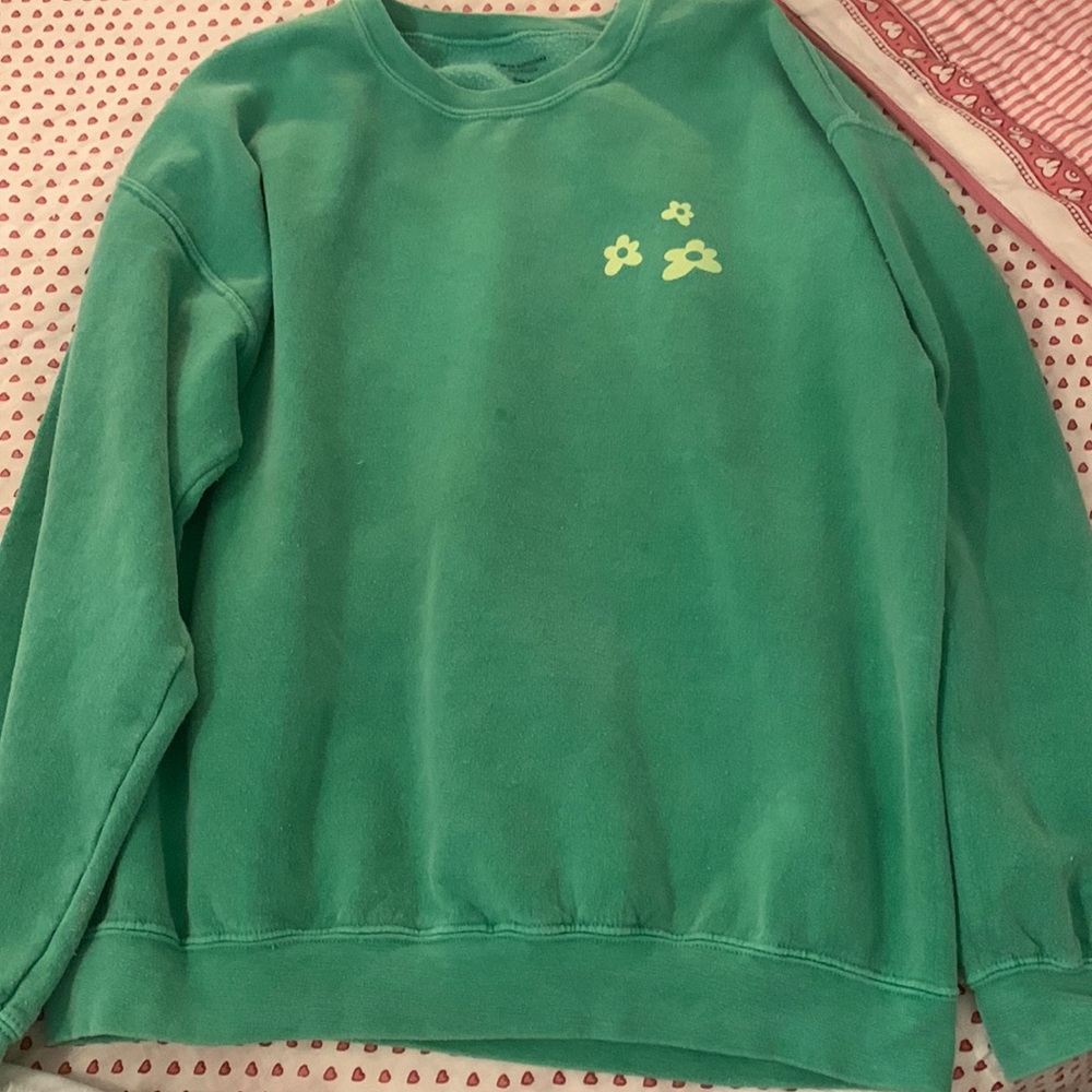 Urban Outfitters Green Positive Crewneck